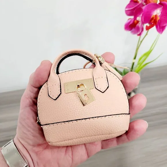 Cute Mini Pink Faux Leather Coin Purse Bag Keychain for money/lipstick/earpods - Picture 6 of 6